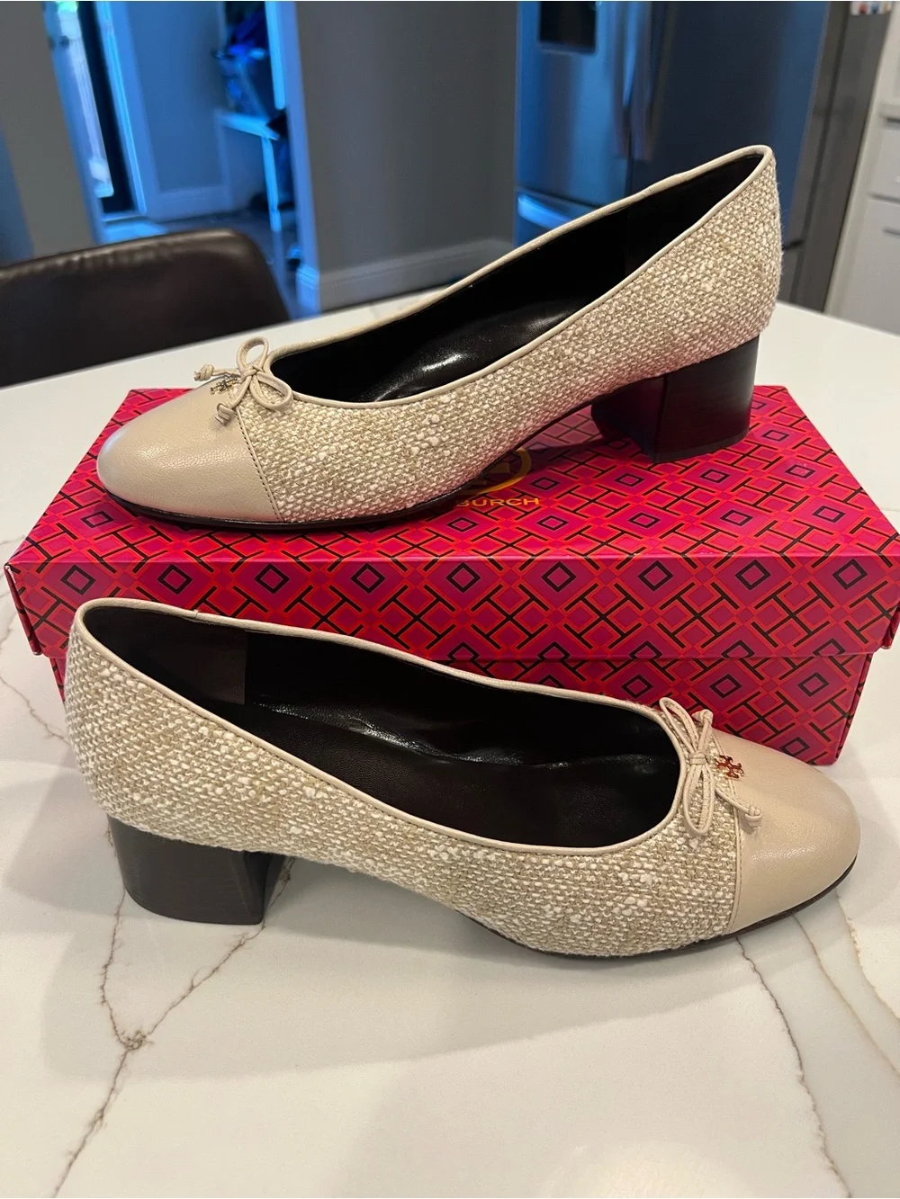 NIB Tory Burch Cap Toe Pump 45MM Tweed Natural Light Khaki Size 10